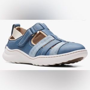 Clarks Teagan Step Sandal Loafer size 8.5 blue EUC